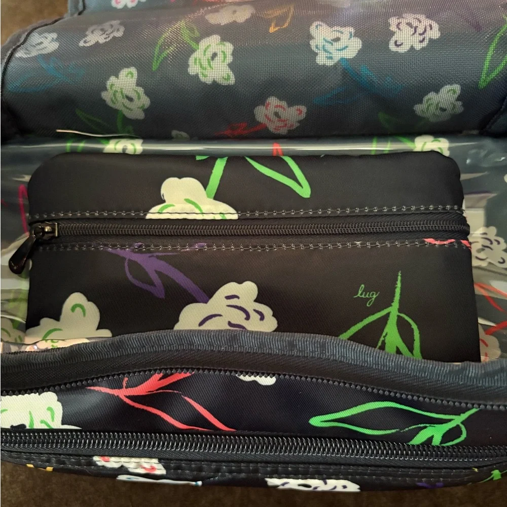 Lug Floral Quilted Toiletries Bag - Picture 8 of 11
